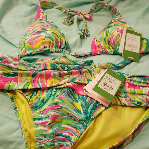 Lilly Pulitzer Other - Lilly pulitzer Guava tall triangle top
